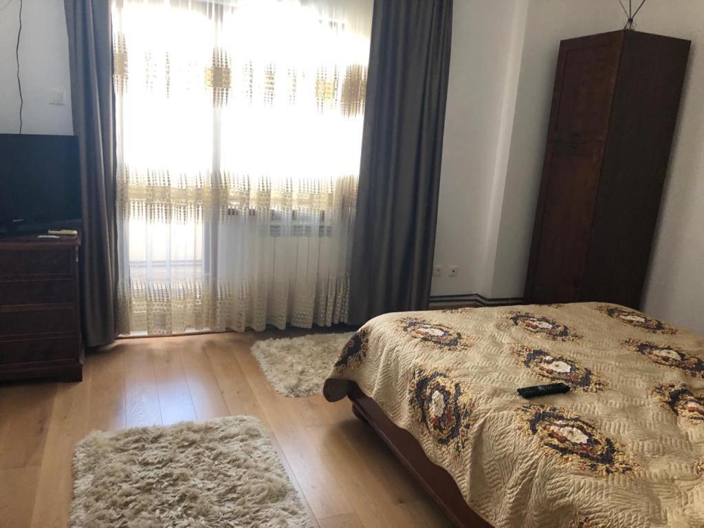 Peninsula Apartment, Constanta Luaran gambar